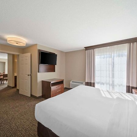 Comfort Suites Red Bluff Near I-5 Bagian luar foto