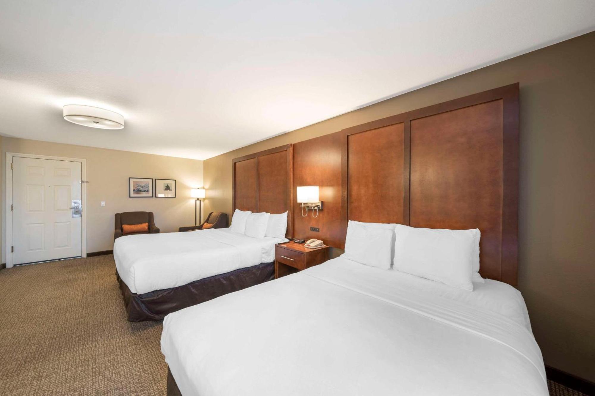 Comfort Suites Red Bluff Near I-5 Bagian luar foto