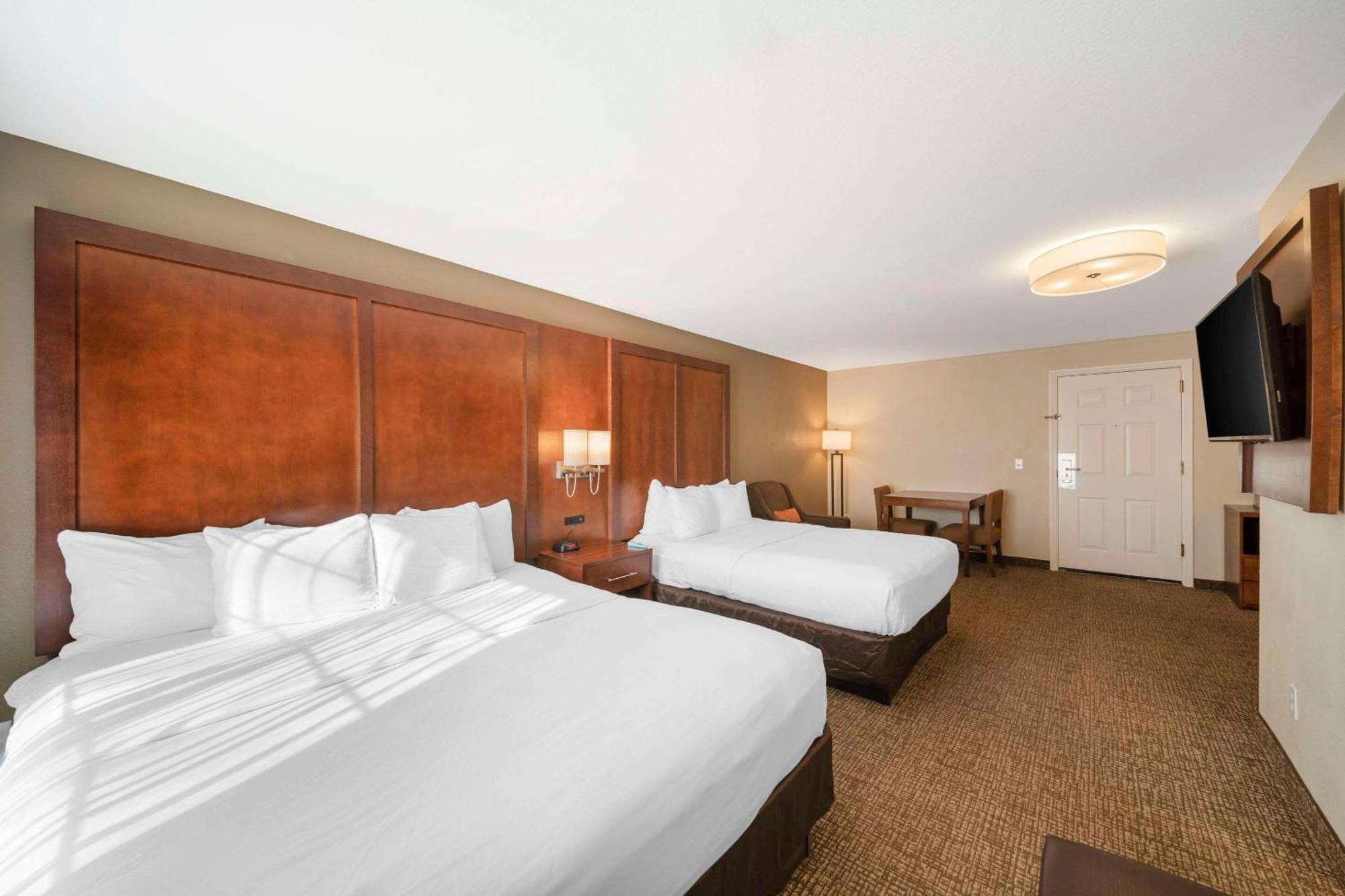 Comfort Suites Red Bluff Near I-5 Bagian luar foto