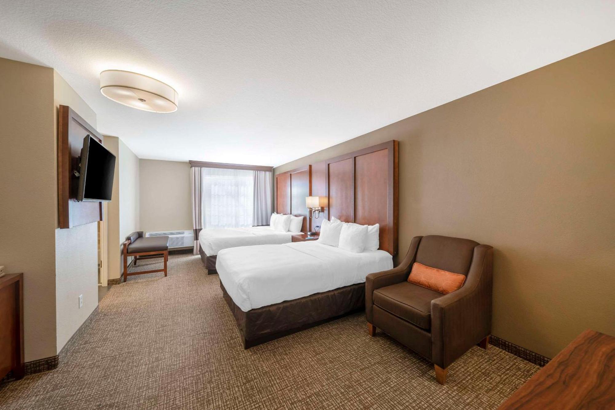 Comfort Suites Red Bluff Near I-5 Bagian luar foto